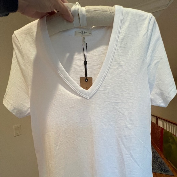 Rag & Bone Tee - The Slub Tee, Medium V-Neck in White, NWT - Picture 3 of 9